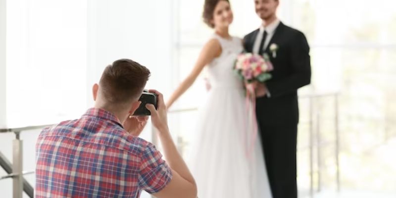 How Candid Wedding Photographers Blend In For The Perfect Shot