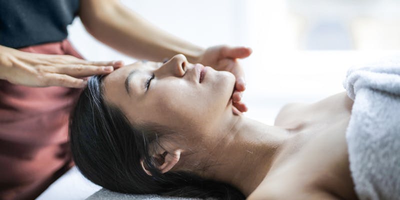 What is Ayurvedic Head Massage?